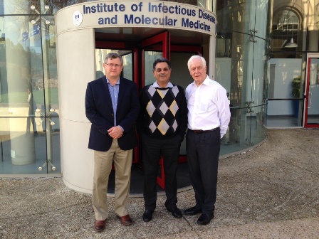 Lecture by the Coordinator of the 1540 Group of Experts, Terence Taylor, organised by Professor M. Iqbal Parker (centre), Director of the International Centre for Genetic Engineering and Biotechnology (ICGEB), Cape Town Component, at the Institute of Infectious Diseases and Molecular Medicine, University of Cape Town, South Africa, 27 May 2015. Professor Parker is flanked by 1540 experts, Bennie Lobard (left) and Terence Taylor (right)